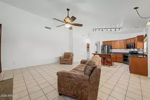 7639 W Crocus Dr, Peoria, AZ 85381 - Photo 17