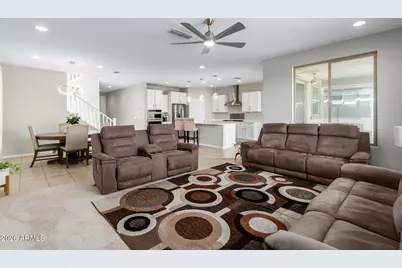 5607 N 87th Drive, Glendale, AZ 85305 - Photo 9
