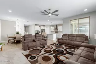 5607 N 87th Dr, Glendale, AZ 85305 - Photo 9