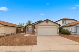 15033 W Heritage Oak Way, Surprise, AZ 85374 - Photo 3