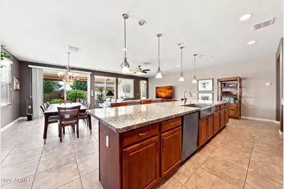 15908 N 109th Drive, Sun City, AZ 85351 - Photo 13