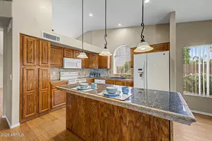 2156 S Raven Cir, Mesa, AZ 85209 - Photo 3