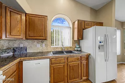 2156 S Raven Circle, Mesa, AZ 85209 - Photo 31