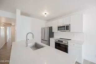 2910 W Marconi Ave, Phoenix, AZ 85053 - Photo 11