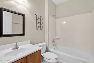 879 E Bellerive Pl, Chandler, AZ 85249 - Photo 17