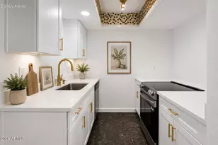 2103 W Yukon Dr, Phoenix, AZ 85027 - Photo 5