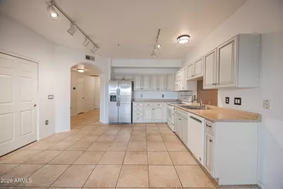 920 E Devonshire Avenue #4003, Phoenix, AZ 85014 - Photo 7
