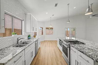 1401 E Malapai Drive, Phoenix, AZ 85020 - Photo 3