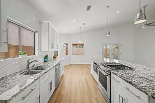 1401 E Malapai Dr, Phoenix, AZ 85020 - Photo 3