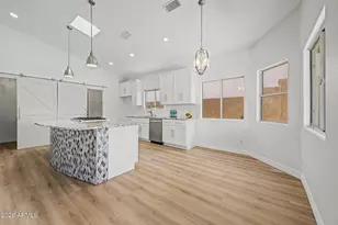 1401 E Malapai Dr, Phoenix, AZ 85020 - Photo 13
