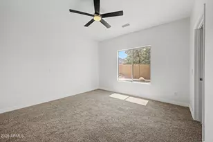 1401 E Malapai Dr, Phoenix, AZ 85020 - Photo 15