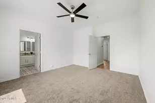 1401 E Malapai Dr, Phoenix, AZ 85020 - Photo 9