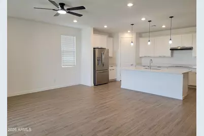 2152 W Rutledge Avenue, Apache Junction, AZ 85120 - Photo 11