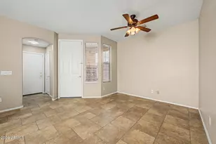 111 E Cottonwood Ln, Phoenix, AZ 85048 - Photo 7