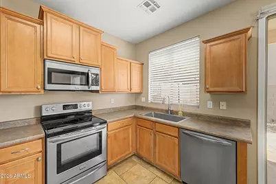 111 E Cottonwood Lane, Phoenix, AZ 85048 - Photo 15