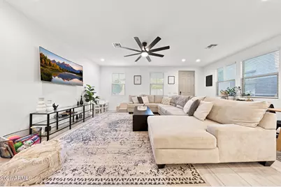 8351 E Impala Avenue, Mesa, AZ 85209 - Photo 9