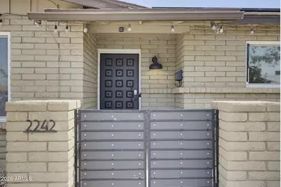 2242 W Concho Circle, Mesa, AZ 85202 - Photo 9