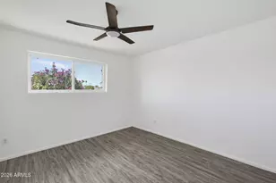 2242 W Concho Cir, Mesa, AZ 85202 - Photo 33