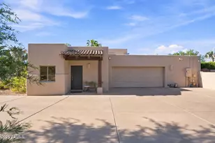 9827 N 65th Pl, Paradise Valley, AZ 85253 - Photo 49