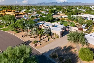9827 N 65th Pl, Paradise Valley, AZ 85253 - Photo 45