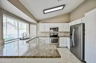 3830 E Tanglewood Dr, Phoenix, AZ 85048 - Photo 9