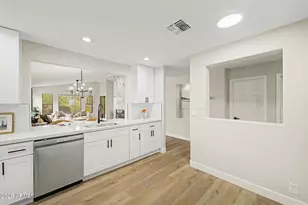 14237 N Ashbrook Dr, Fountain Hills, AZ 85268 - Photo 5