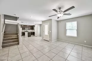 8047 W Albeniz Pl, Phoenix, AZ 85043 - Photo 3