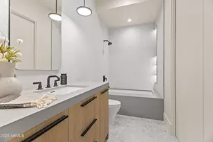 6321 N 48th Pl, Paradise Valley, AZ 85253 - Photo 33