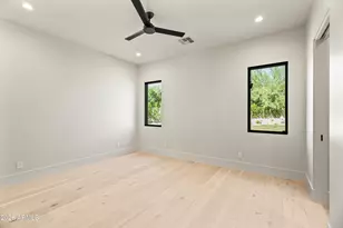 6321 N 48th Pl, Paradise Valley, AZ 85253 - Photo 33