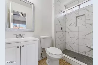 7522 W Highland Avenue, Phoenix, AZ 85033 - Photo 13
