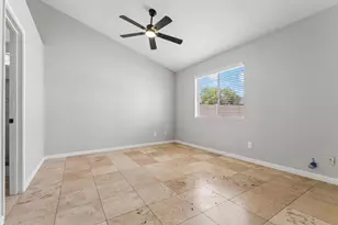 7522 W Highland Ave, Phoenix, AZ 85033 - Photo 11