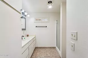 11031 W Tonada Dr, Sun City, AZ 85351 - Photo 17