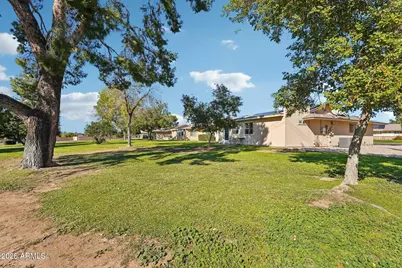 11031 W Tonada Drive, Sun City, AZ 85351 - Photo 27