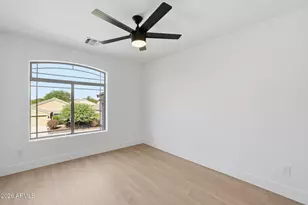 2563 E Robb Ln, Phoenix, AZ 85024 - Photo 23