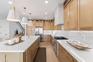 2563 E Robb Ln, Phoenix, AZ 85024 - Photo 11