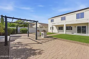 2563 E Robb Ln, Phoenix, AZ 85024 - Photo 41