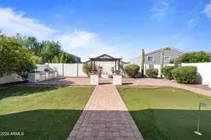2563 E Robb Ln, Phoenix, AZ 85024 - Photo 37