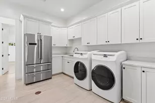 3302 N 51st St, Phoenix, AZ 85018 - Photo 29