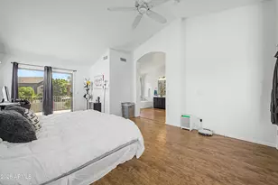 26425 N 42nd Wy, Phoenix, AZ 85050 - Photo 17