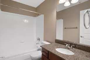 2025 E Campbell Ave, Phoenix, AZ 85016 - Photo 9