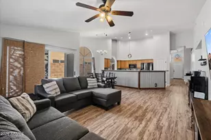 3864 W Alameda Rd, Glendale, AZ 85310 - Photo 15