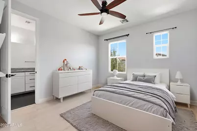 923 W Yellowstone Way, Chandler, AZ 85248 - Photo 11