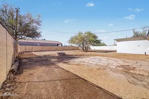 32234 N Center St, Wittmann, AZ 85361 - Photo 37