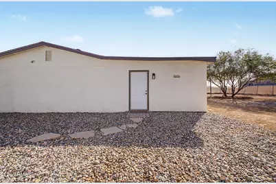 32234 N Center Street, Wittmann, AZ 85361 - Photo 7