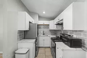 3646 N 69th Ave, Phoenix, AZ 85033 - Photo 9