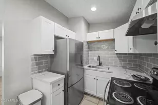 3646 N 69th Ave, Phoenix, AZ 85033 - Photo 11