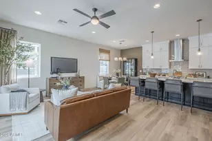 115 W Holcomb Ln, Phoenix, AZ 85003 - Photo 1