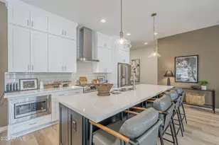 115 W Holcomb Ln, Phoenix, AZ 85003 - Photo 9
