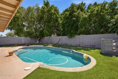 981 W Hudson Way, Gilbert, AZ 85233 - Photo 3