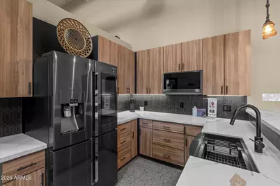 24039 W Cavedale Drive, Wittmann, AZ 85361 - Photo 31